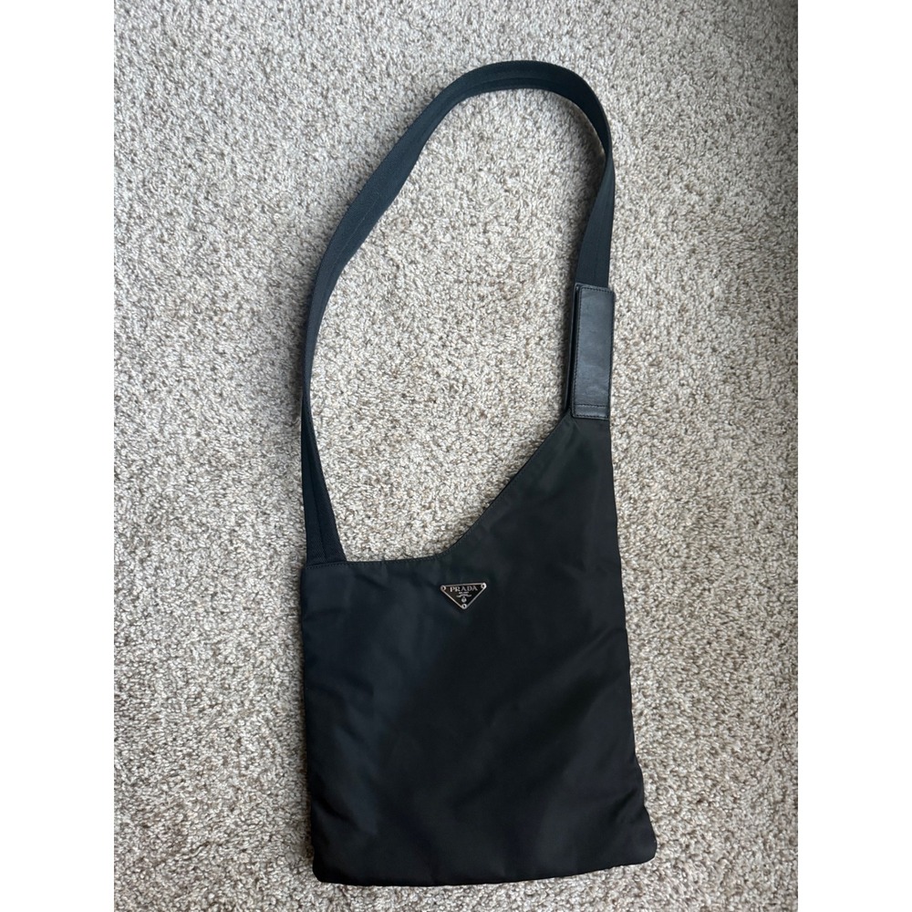 Prada Vintage Black Tessuto‎ Nylon Triangle Logo Crossbody Messenger sling Bag - Picture 3 of 15